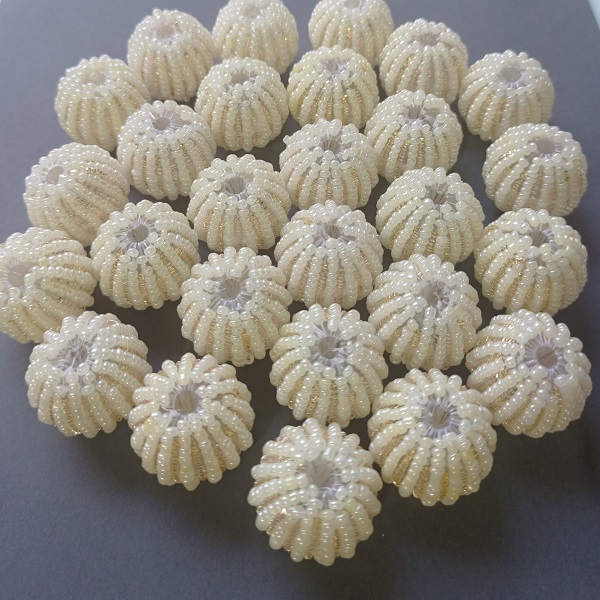 Pearl beaded ball 1 inch