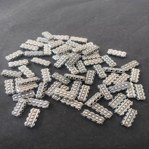 Gold and Silver Metal 4 hole box connector