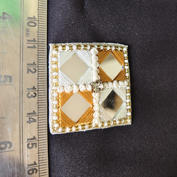 Square mirror patchs 02