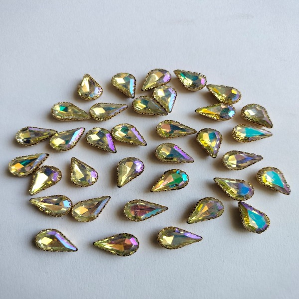 RAINBOW DROP CLIPSTONE 15 MM