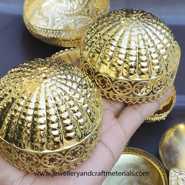 Engraved 3 inch round kaleera base 02