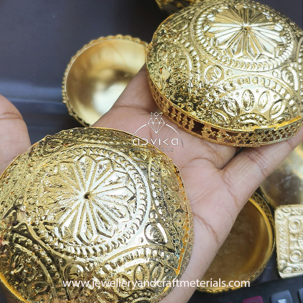 Engraved 3 inch round kaleera base 01