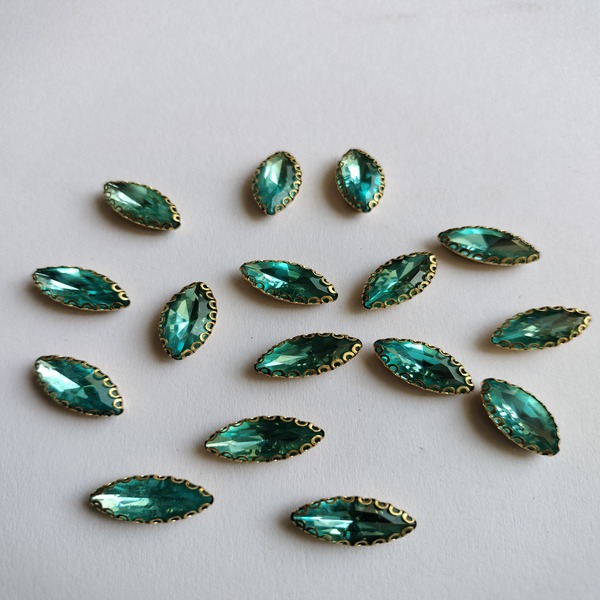 sky blue eye clip stone 15 mm