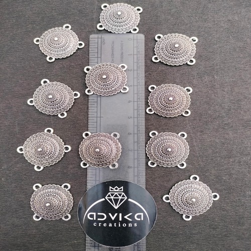 oxidised silver4loop connector