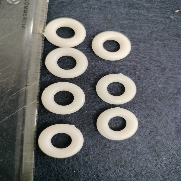 Small Size Plastic base donut rings 2 cm