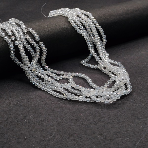 Crystal beads size 4 mm 06