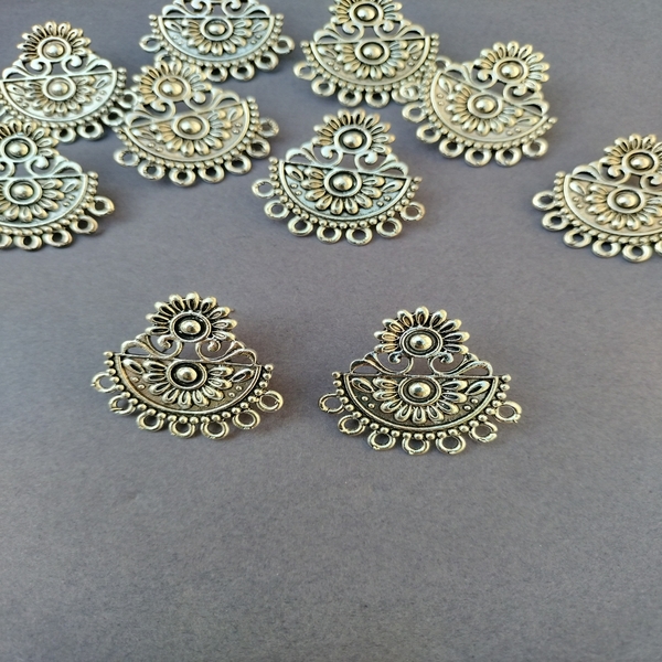 Rose Antique Silver Studd