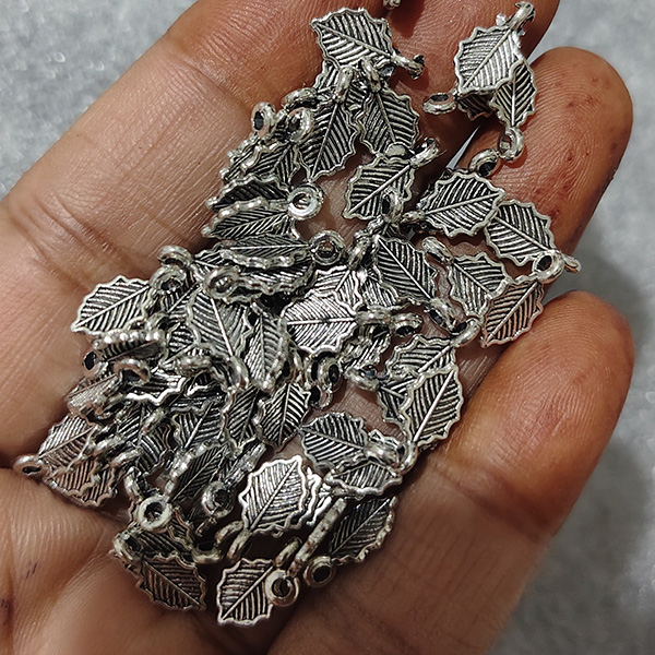 Golden/Silver Oxidised Leaf Charms