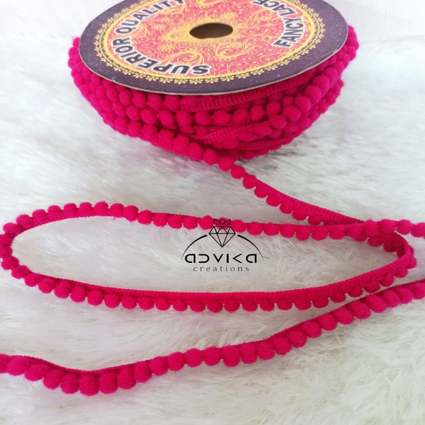 pom pom lace