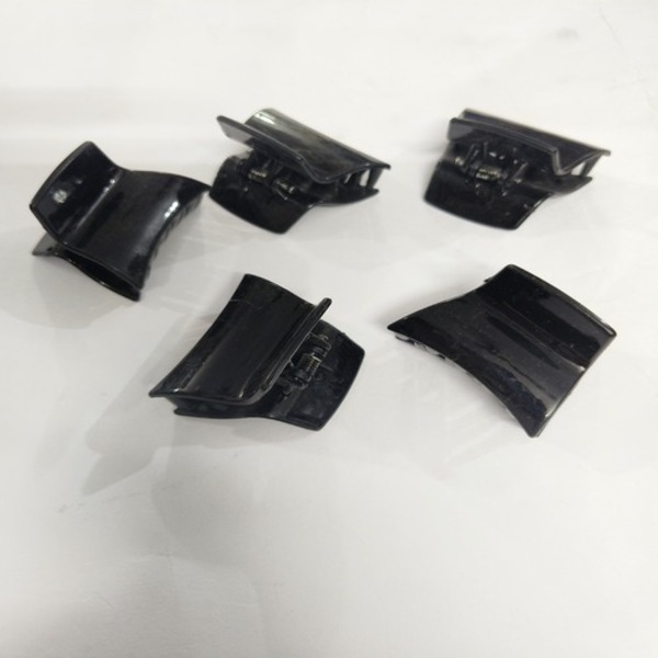 Black Hair Clip Acrylic Base 1