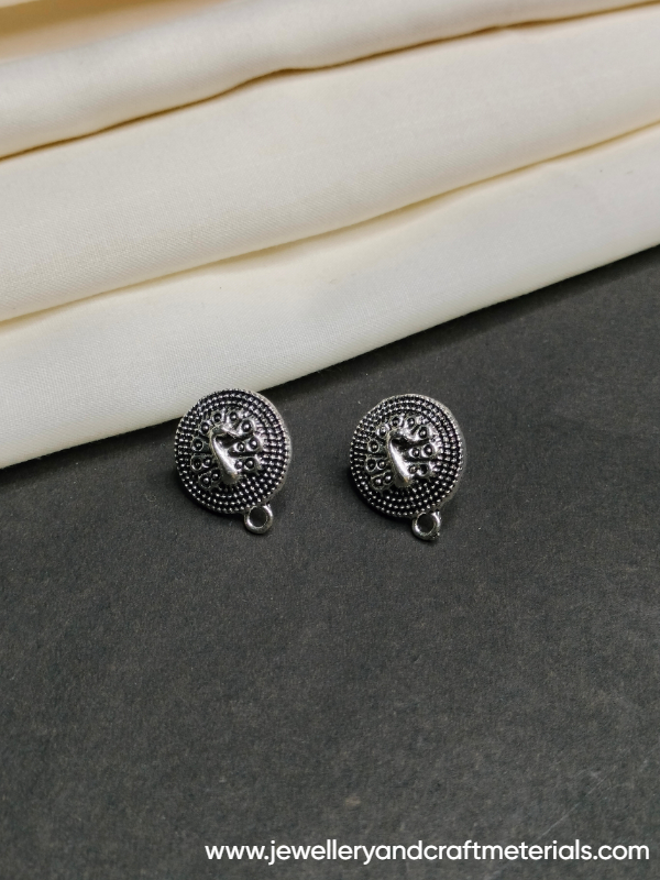 Small mayur silver studd