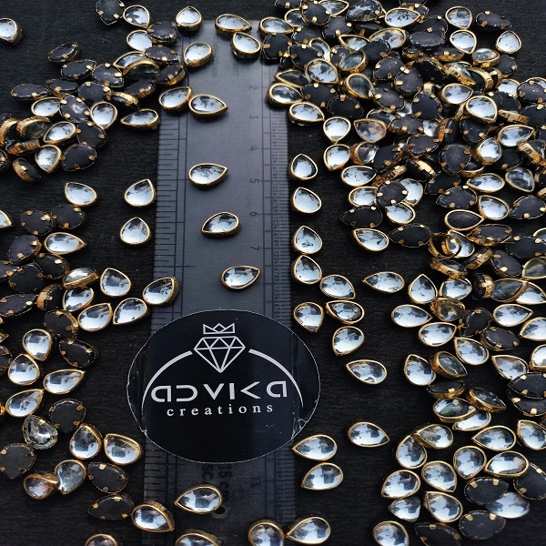 Drop shape fitting kundan M size