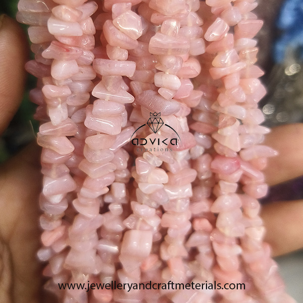 Uncut chip beads 03
