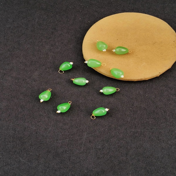 Drop beads Hnaging green