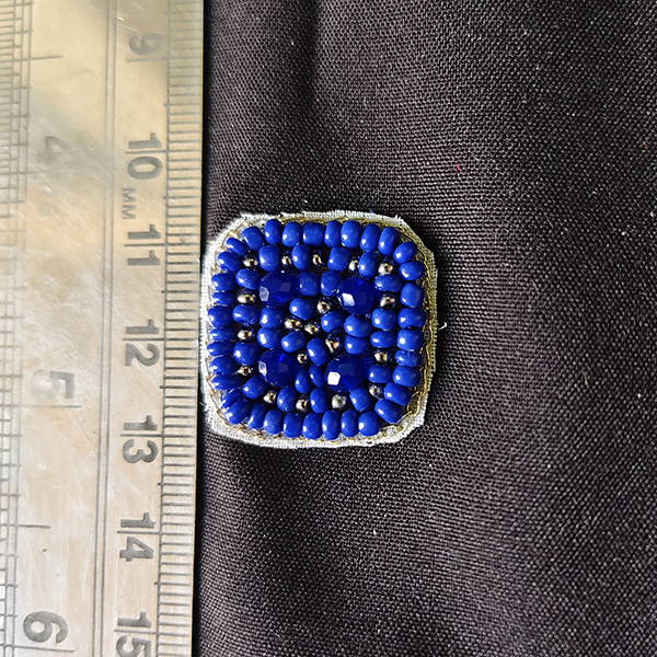 Square embroided patchs 03