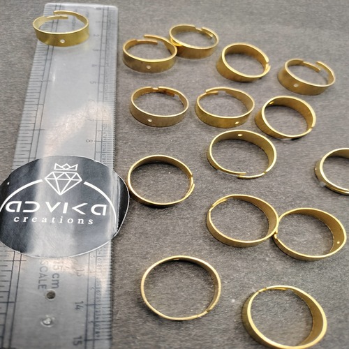 Plain Golden Finger ring base 