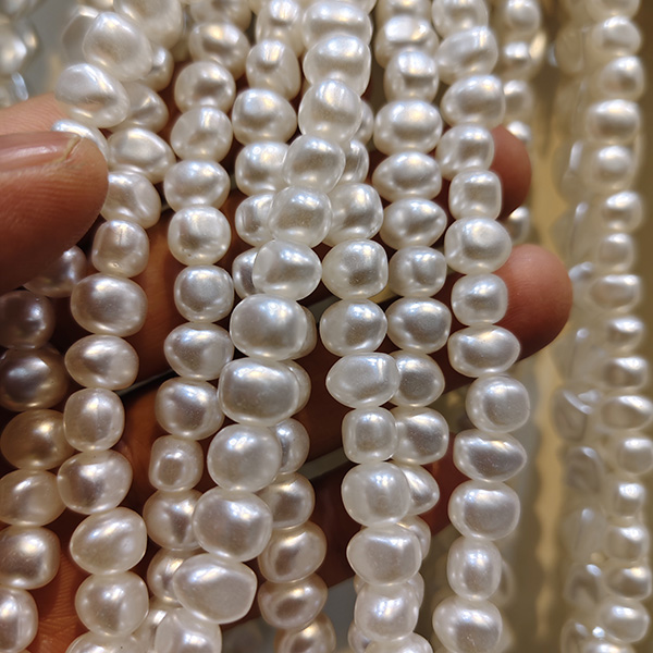Mother of Pearl Bead 05