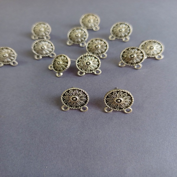 Dubble loop circle studd