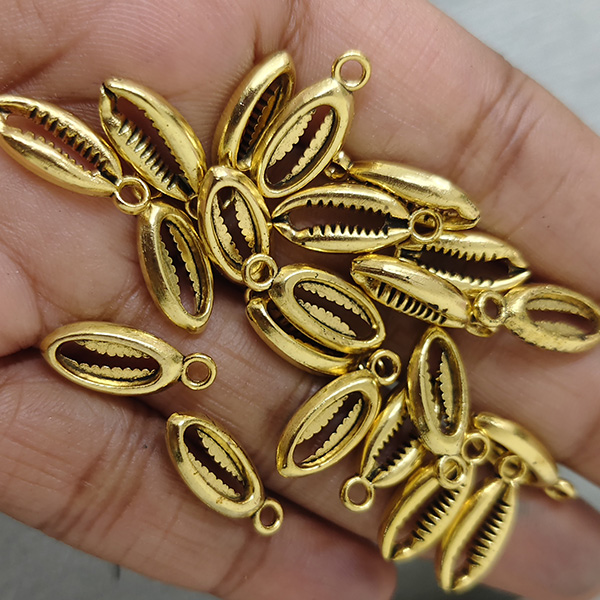 Oxidised Cowrie Shell Charm