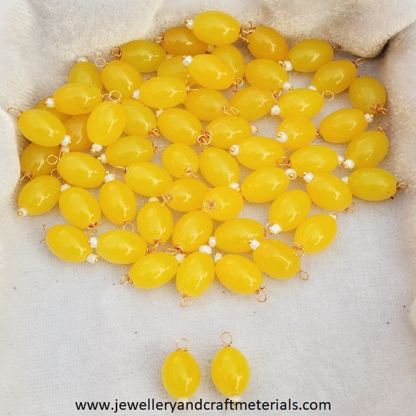 Oval Bead Hanging light yellow