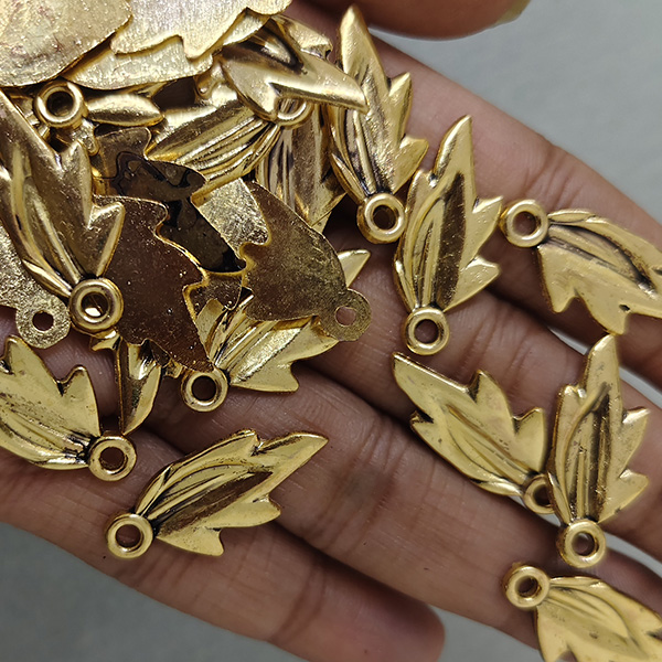 Decorative Leaf Shaped Charm