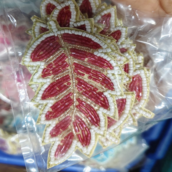 Embroidered Leaf Patch 02