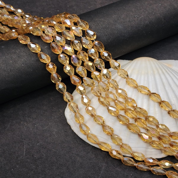 Drop shape glass beads 01