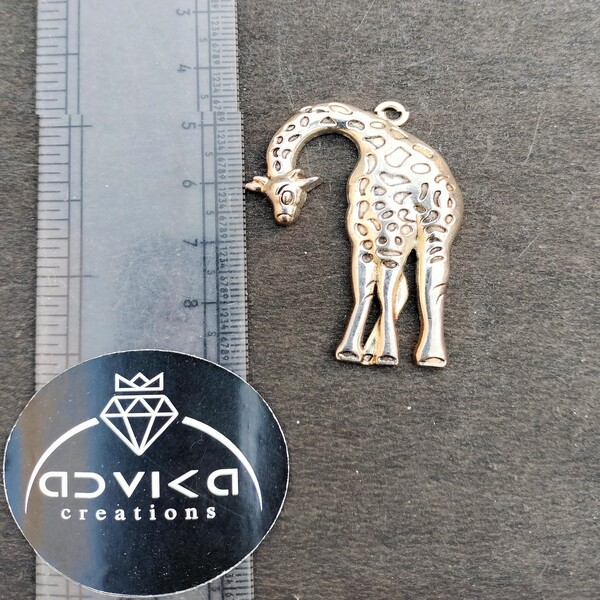 oxidised silver ziraf pendant