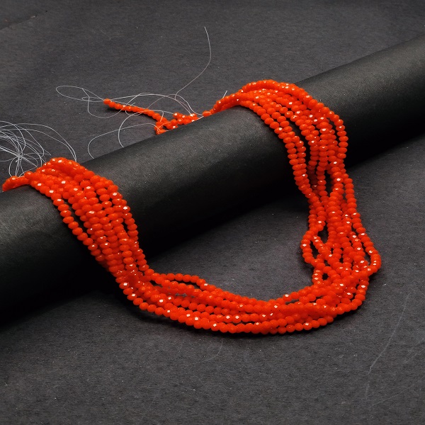 Crystal beads size 4 mm 12