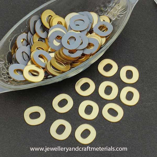 O alphabet 1 inch cutout