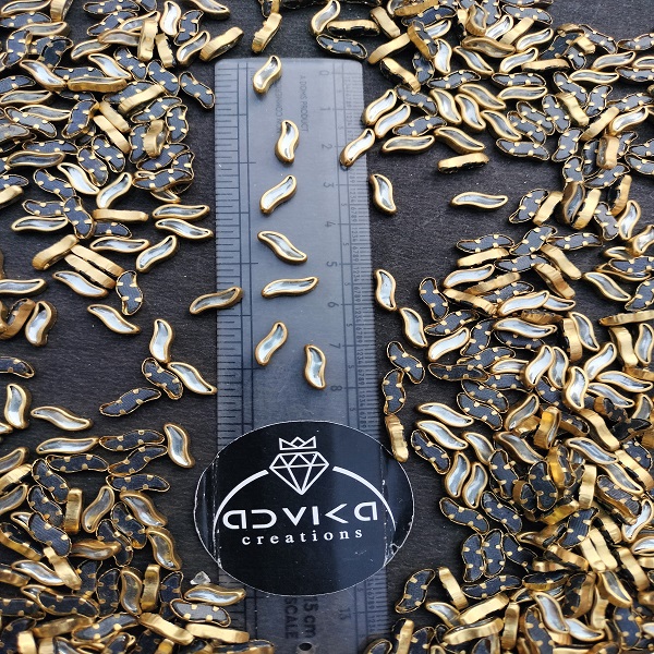 S Shape fitting stone M size