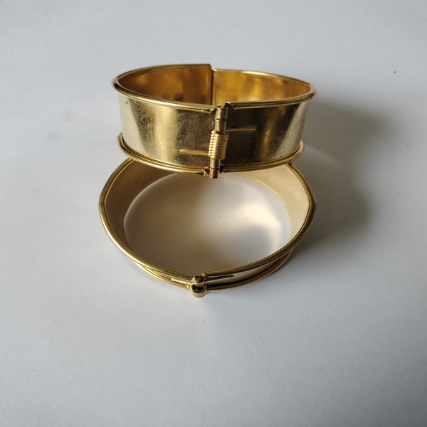 Mattel Adjustable Bangle base