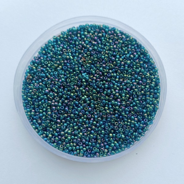 Rainbow green Seed Bead