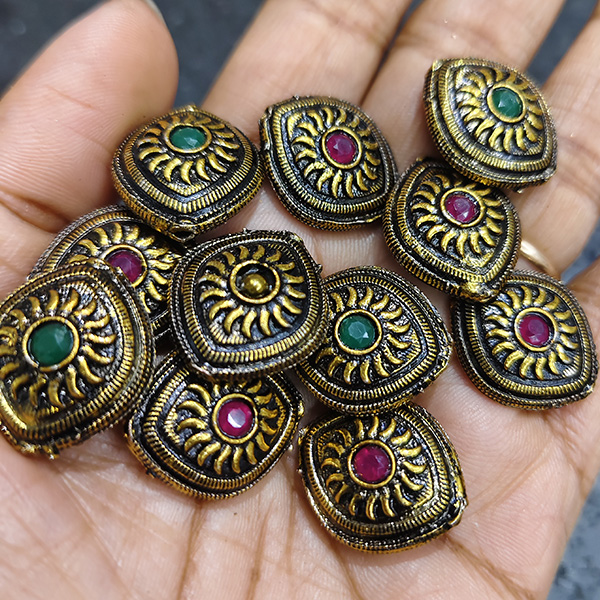 Kundan Eye-Shaped Metal victoria Beads