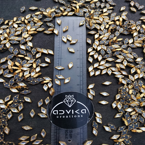 Dimond Shape fitting kundan stone for DIY