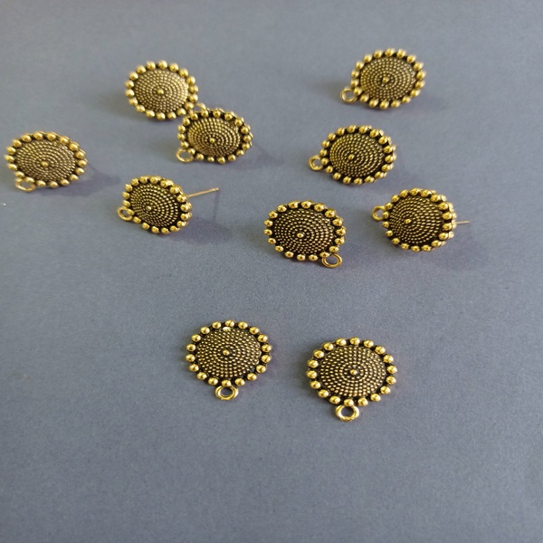 Antique Gold Studd