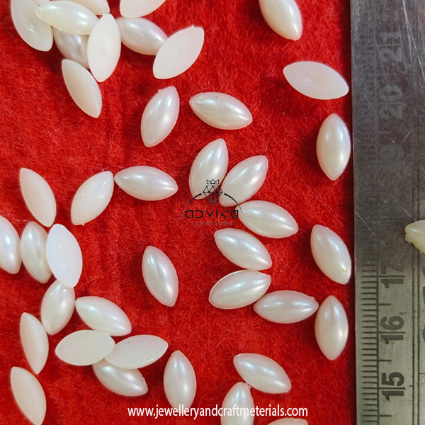 Eye-Shaped Half-Cut Bead