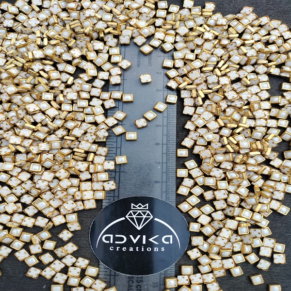 Square shape fitting stone small size