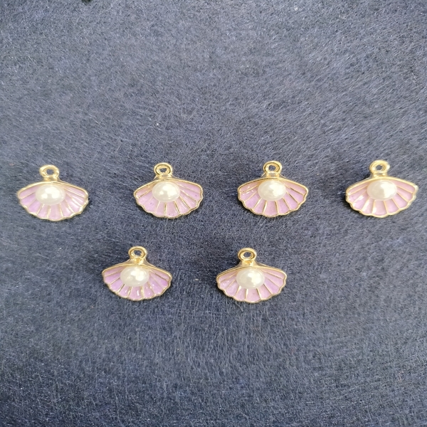 shell pearl charm