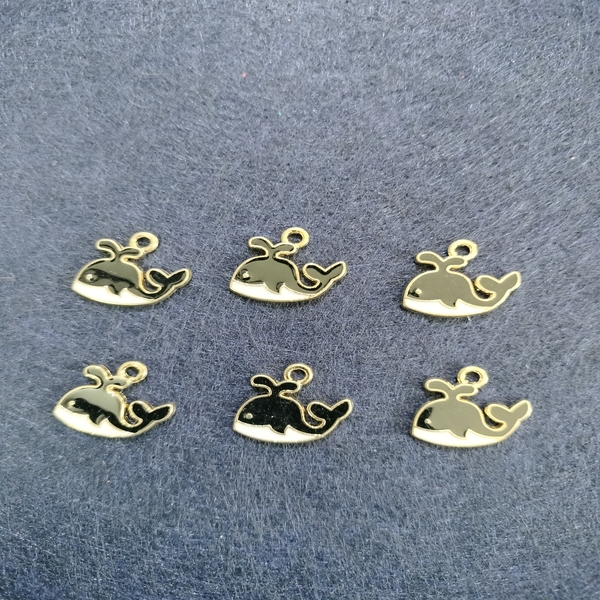 Black whale charm