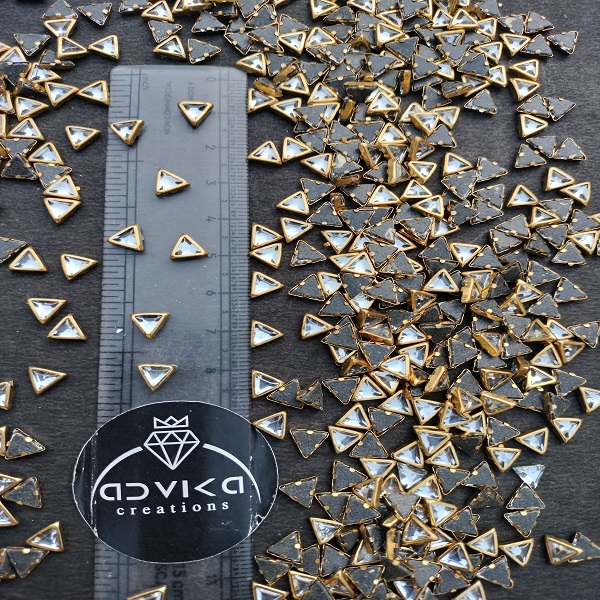 Triangle Shape Ceramic fitting stone small size