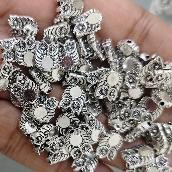 Oxidised Owl Feature Bead 02