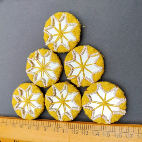 Round Embroidered MirrorWith Pearl